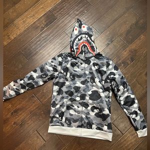 NWOT 2xl shark face hoodie